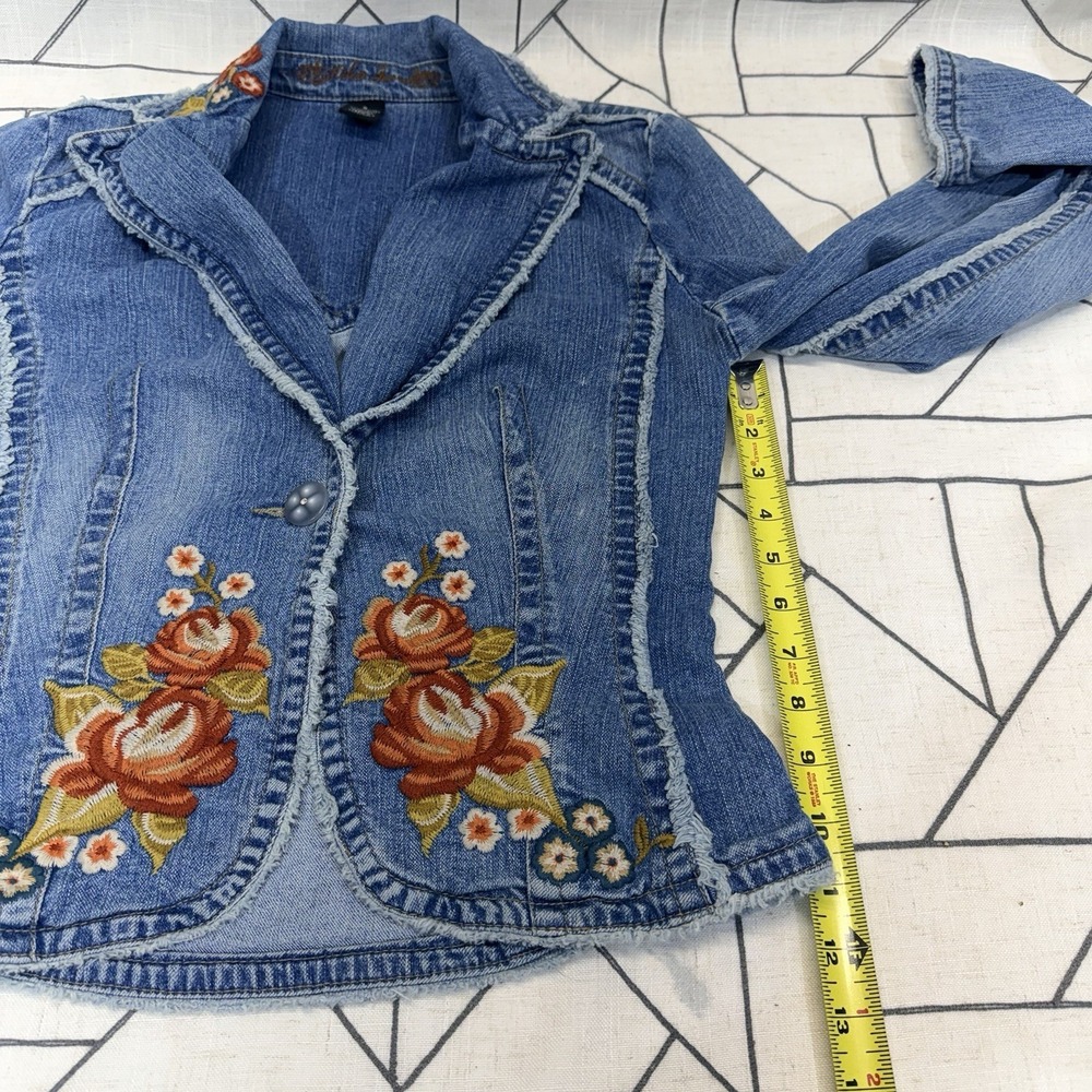 Vintage Kikit Jeans Denim Jacket with Embroidered Rose's Women's Size‎ Small - Picture 8 of 9